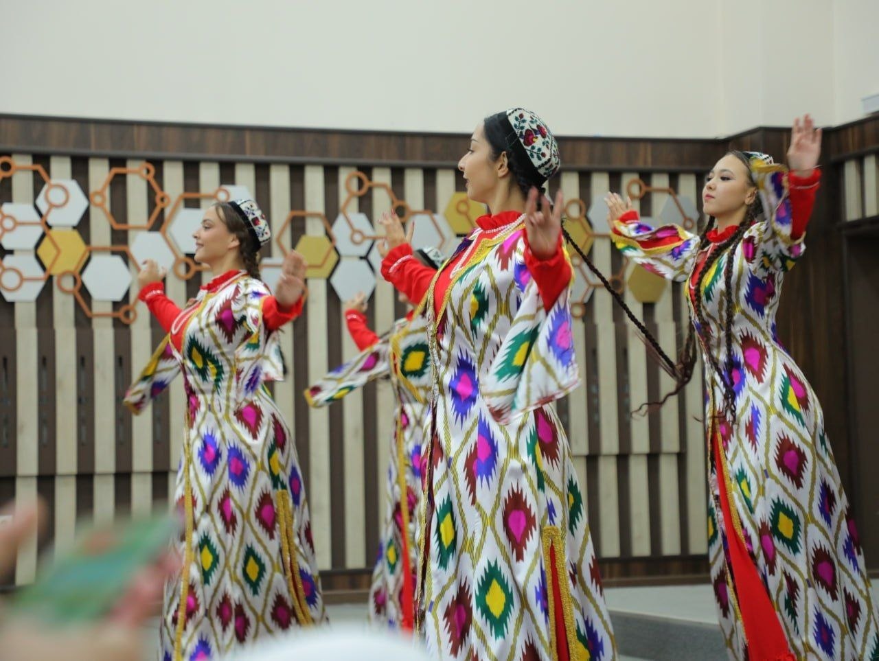 Праздничные мероприятия в филиале
